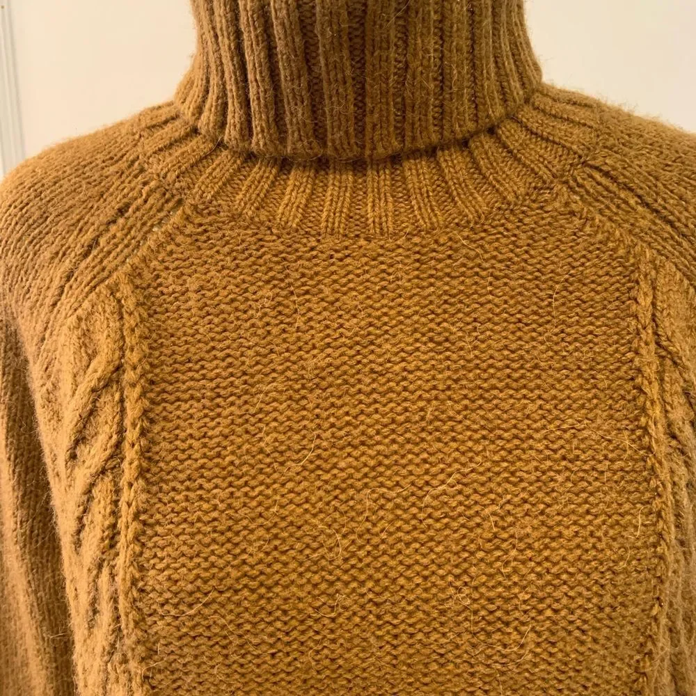 American Eagle Outfitters | Copper colored long sleeve wool blend sweater